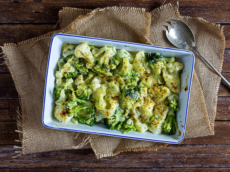 Broccoli and Cauliflower in White Sauce