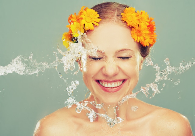 How to Have Naturally Glowing Skin Without Spending a Fortune