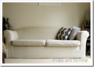 revive the look of an old lounge with a DIY slipcover