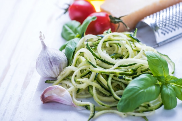 Bruschetta “Zoodles” – Zucchini Noodles with Garlic, Tomato and Basil