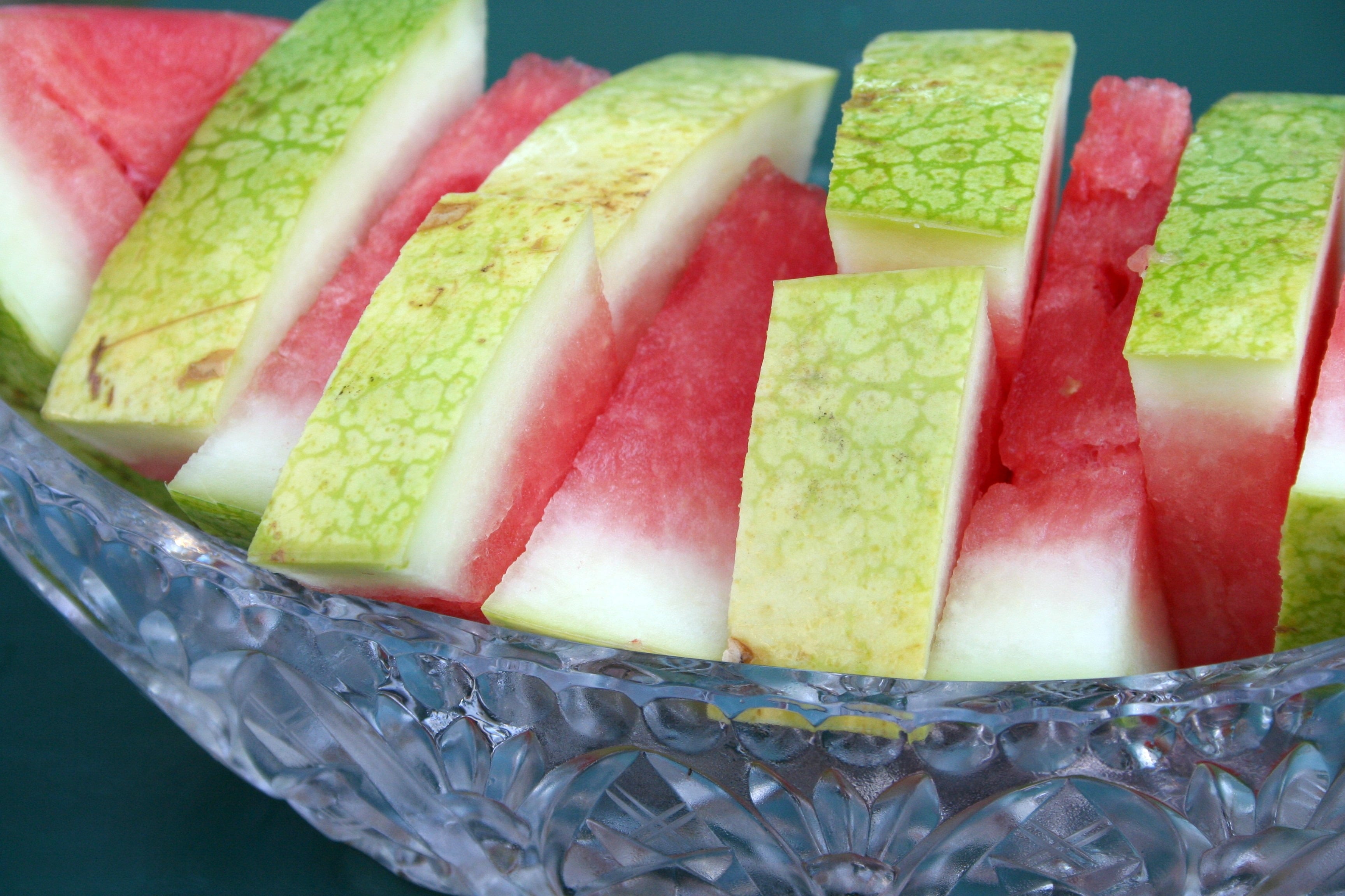 Summer fruit and vegetable seasonality guide