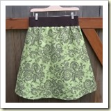 Maternity skirt from See Mommy Sew | Frugal and Thriving