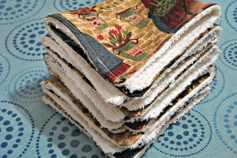 DIY cleaning cloths from old towels