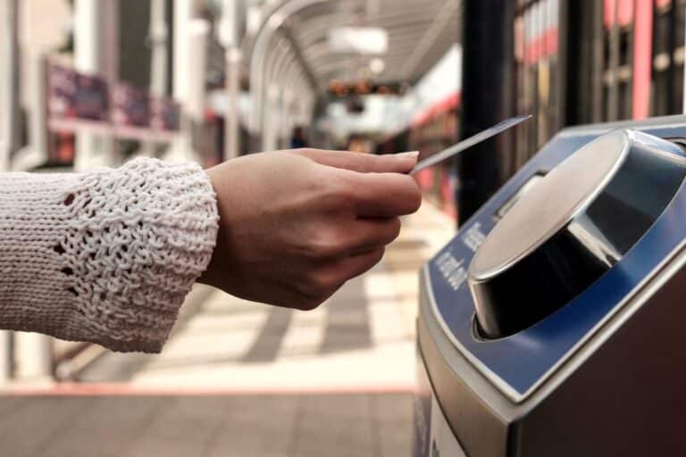 clutter-free-christmas-100-non-stuff-gift-ideas