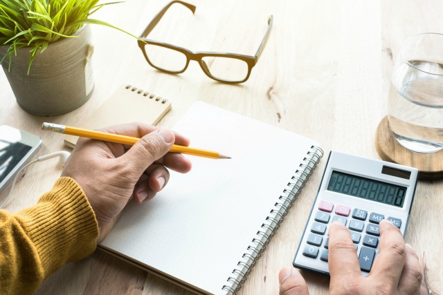 Is Your Budget a Success? How to Track Your Financial Progress