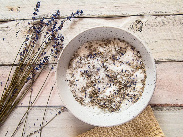 Relaxing DIY Bath Salts with Lavender {Great Frugal Gift Idea}