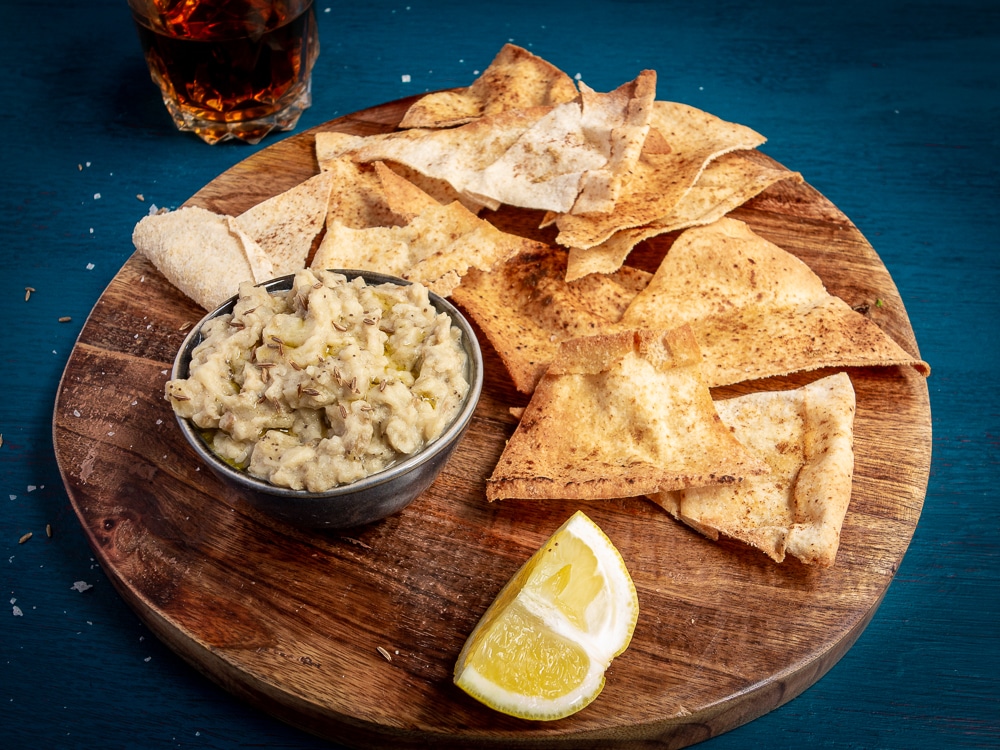 homemade pita bread crisps