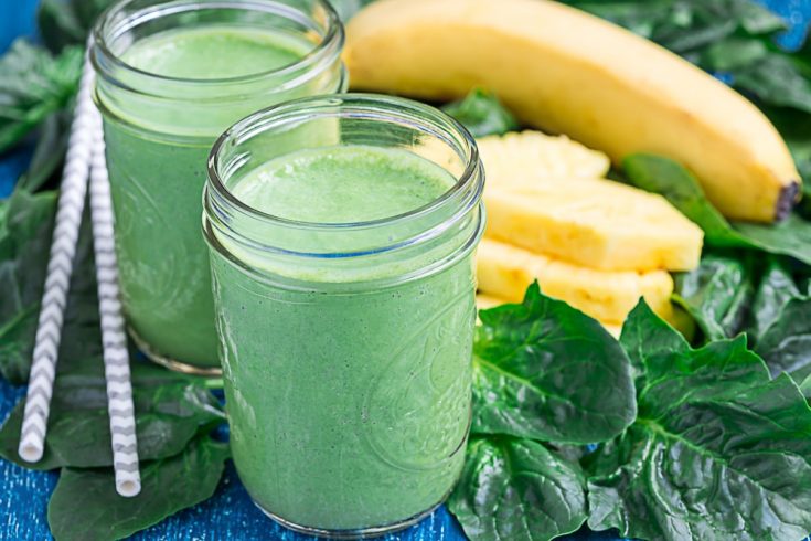 Tropical pina colada green smoothie