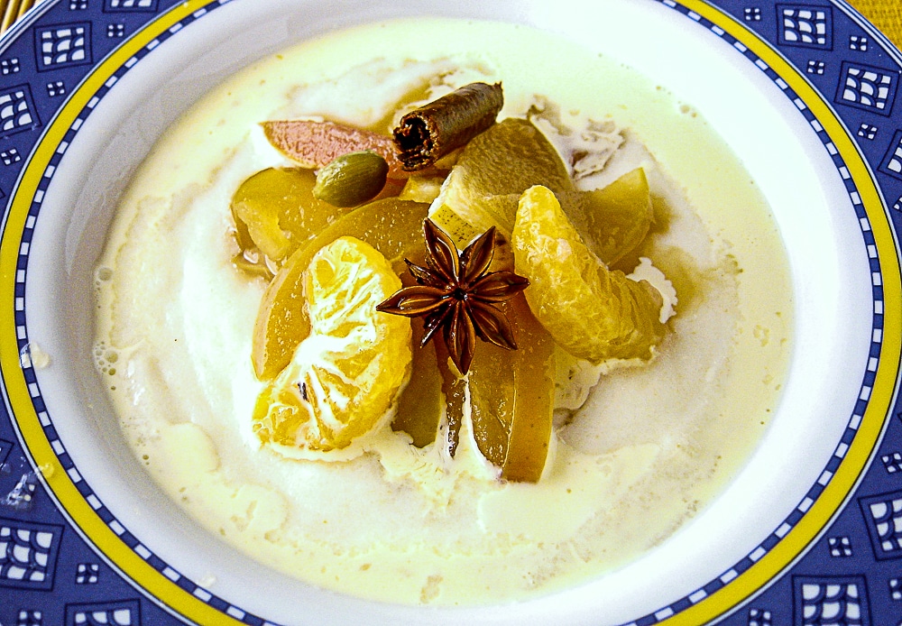 Semolina porridge with spiced winter fruit compote