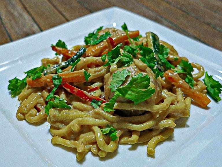 Chicken Satay Meatballs with Noodles and Vegetables