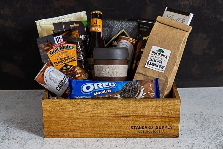 DIY Gift Basket For Men Men's Food Gift Hamper +Additional Ideas