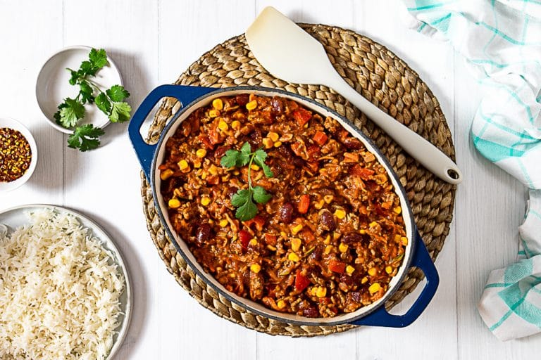 Cheap and Tasty Chilli Mince Recipe – Minced Beef and Beans