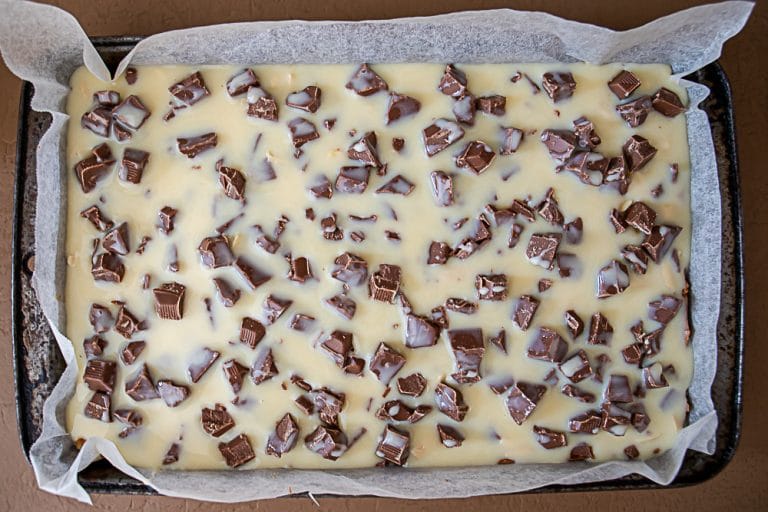 Condensed Milk Slice with Chocolate and Almonds