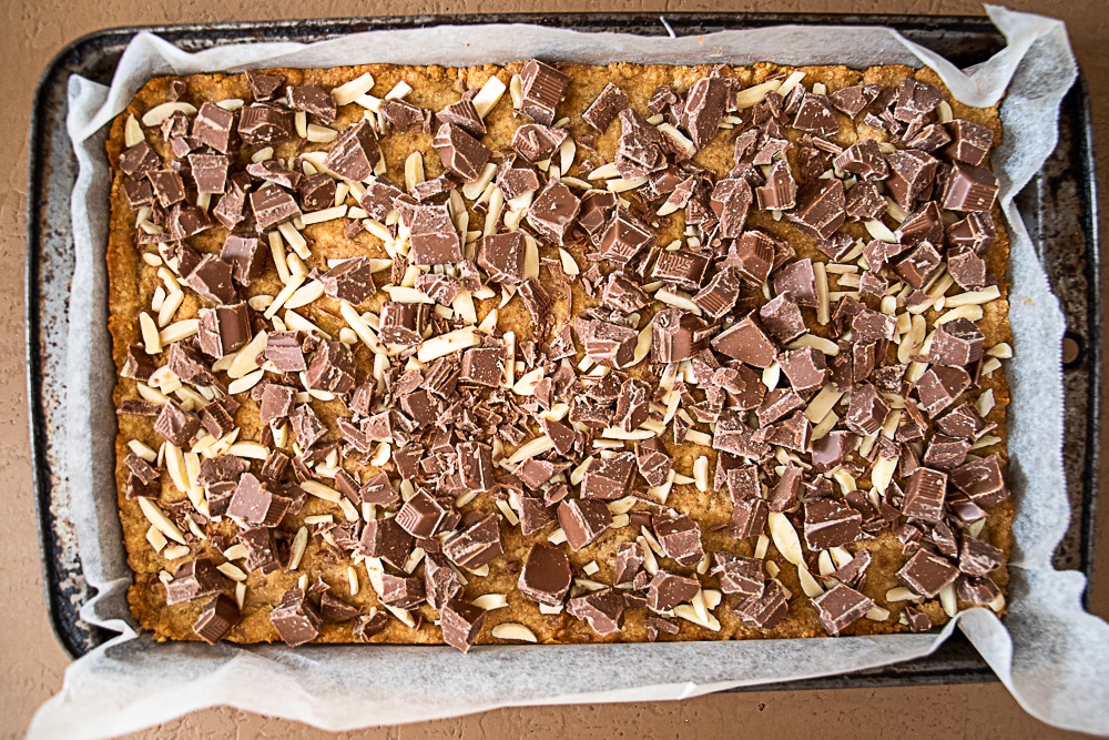 Condensed Milk Slice with Chocolate and Almonds