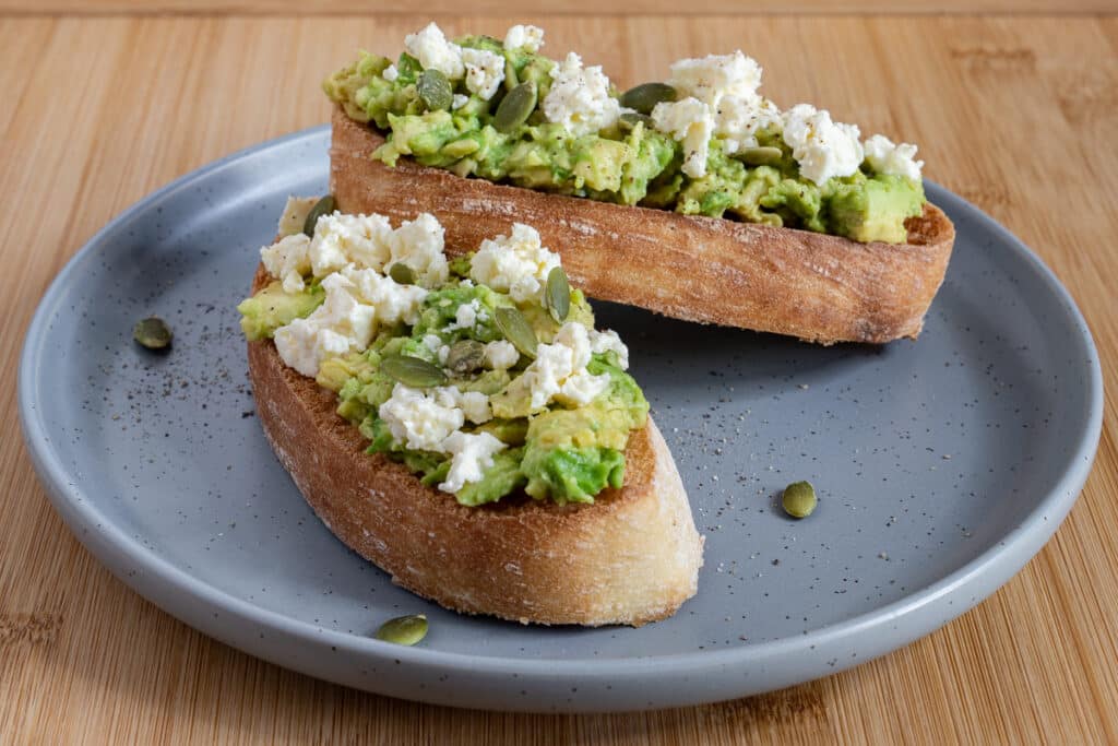 smashed avo on toast with feta