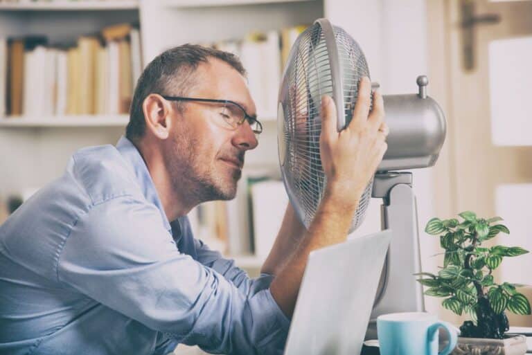 Keeping Cool Without Air Conditioning When it’s Hotter Than Hades Out